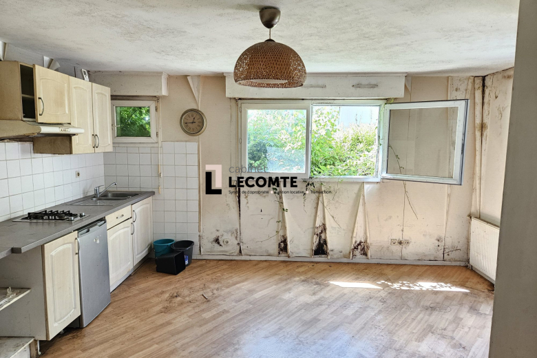 Studio en vente à La Chapelle-des-Fougeretz (VA1904-CABINETLECOMTE35) - Photo 2