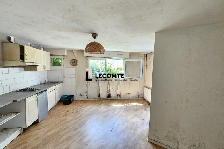 Studio en vente à La Chapelle-des-Fougeretz (VA1904-CABINETLECOMTE35) - Photo 5