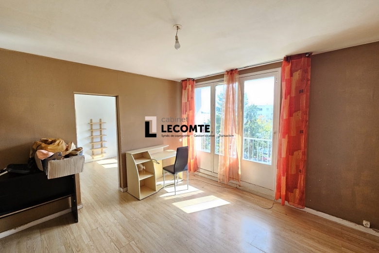 Appartement T4 en vente à Rennes (VA1945-CABINETLECOMTE35) - Photo 1