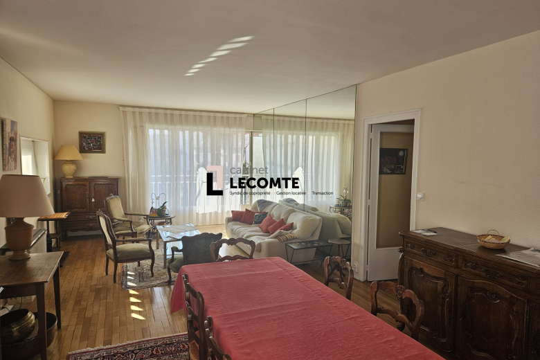 Appartement T4 en vente à Rennes (VA1979-CABINETLECOMTE35) - Photo 3