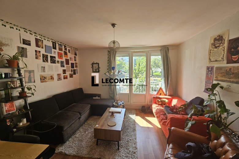 Appartement T4 en vente à Rennes (VA2098-CABINETLECOMTE35) - Photo 1