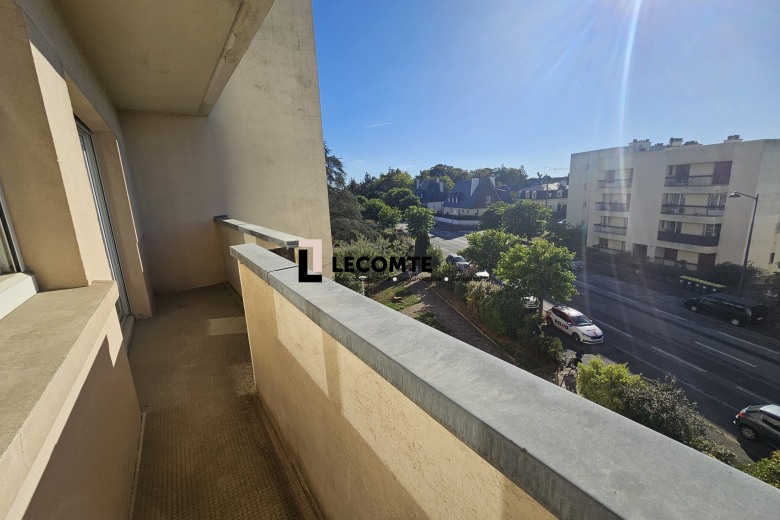 Appartement T4 en vente à Rennes (VA2142-CABINETLECOMTE35) - Photo 3