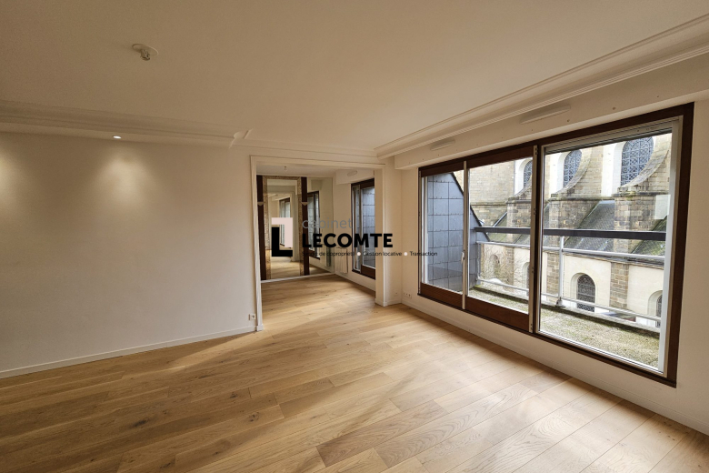 Appartement T5 en vente à Rennes (VA1992-CABINETLECOMTE35) - Photo 2