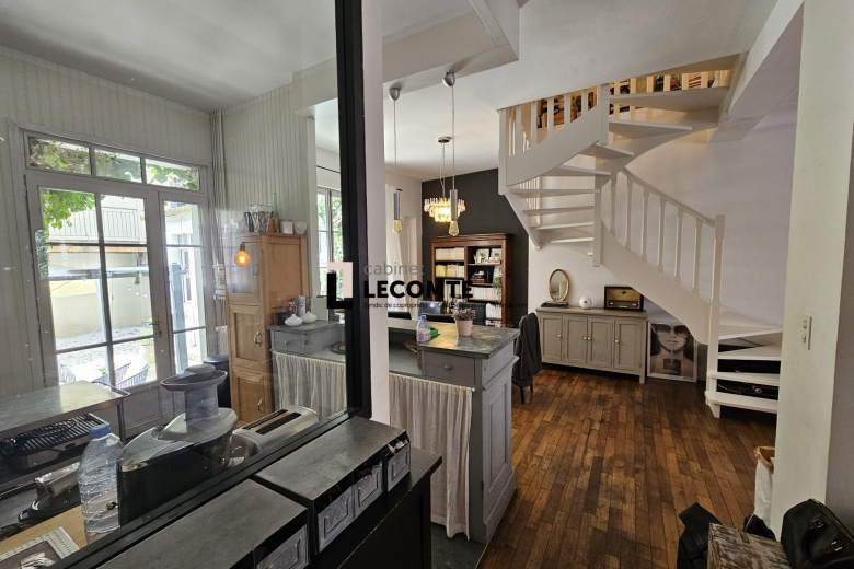 Appartement T6 en vente à Rennes (VA2090-CABINETLECOMTE35) - Photo 4