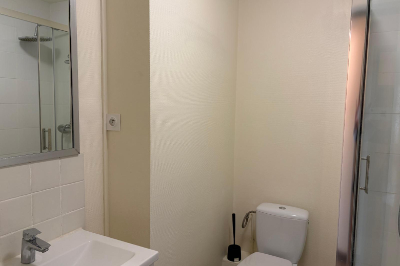 Studio en location à ST JACQUES DE LA LANDE (GES01760029-610) - Photo 4