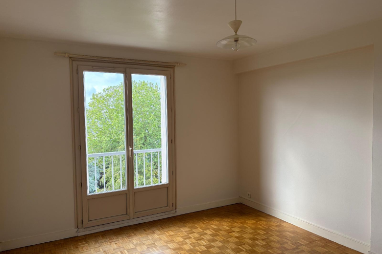 Studio en location à ST JACQUES DE LA LANDE (GES01760029-610) - Photo 1