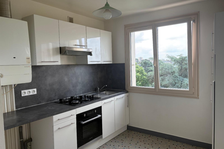 Studio en location à ST JACQUES DE LA LANDE (GES01760029-610) - Photo 3