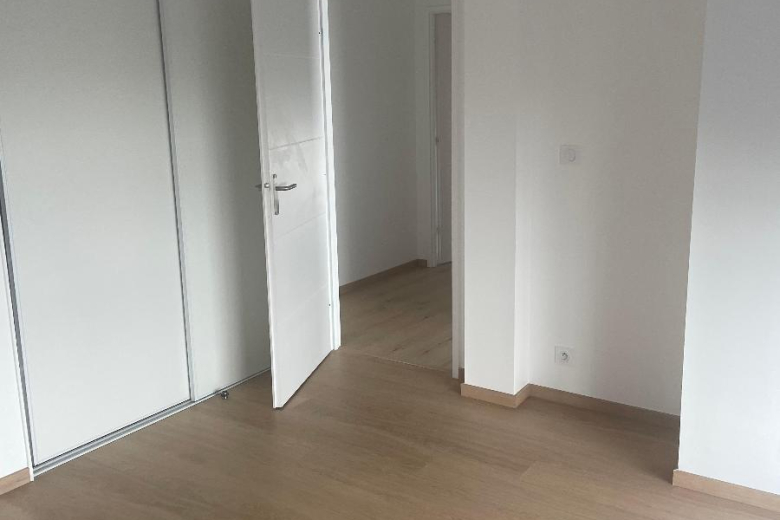 Appartement T2 en location à SAINT-JACQUES DE LA LANDE (GES04310059-610) - Photo 4