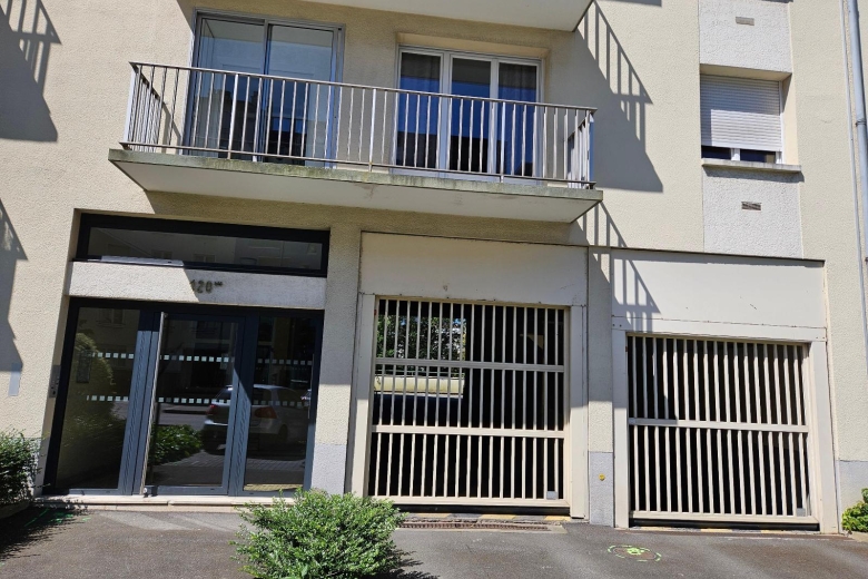 Sationnement en vente à RENNES (T7941) - Photo